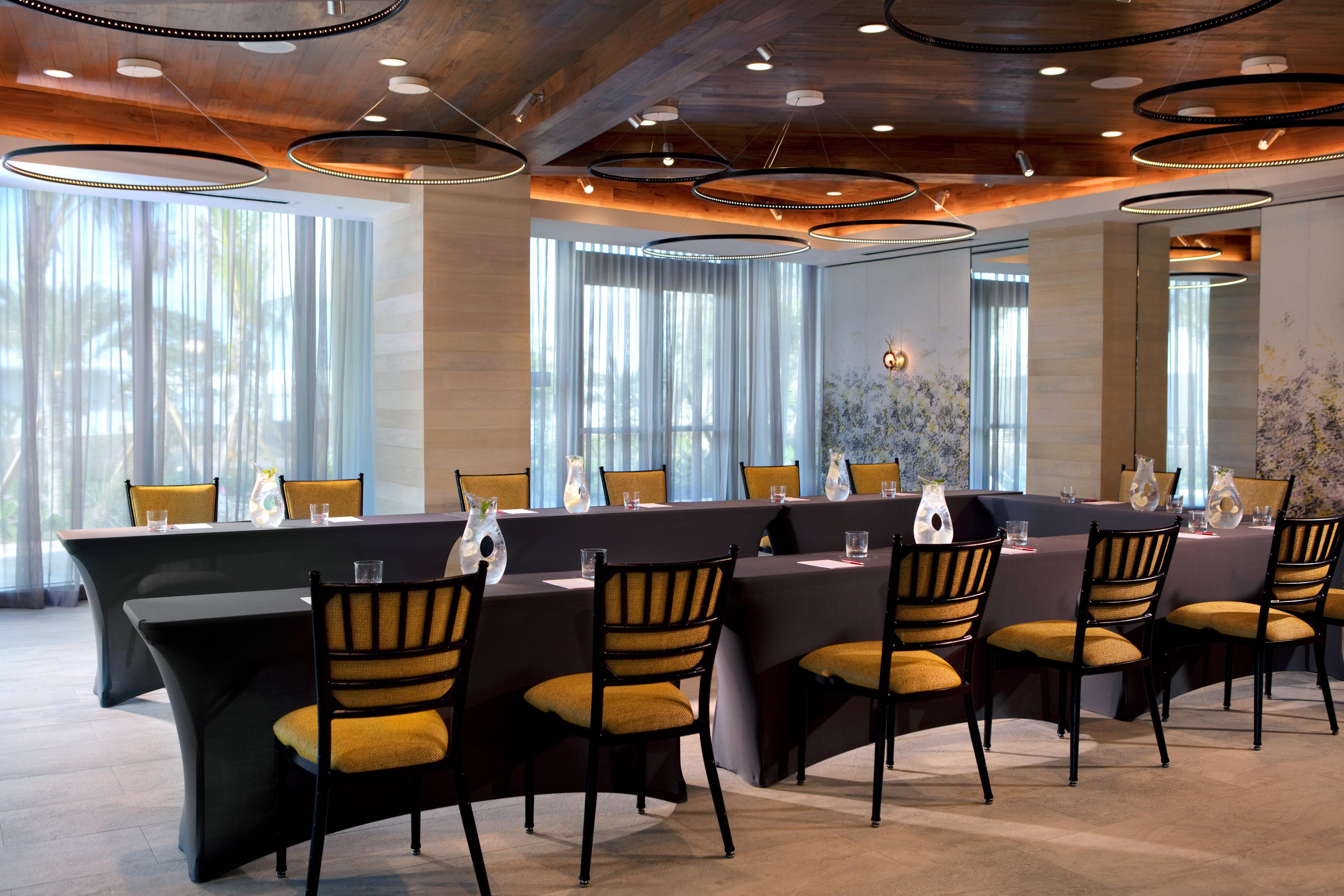 Kimpton Seafire Resort + Spa By Ihg West Bay Eksteriør bilde