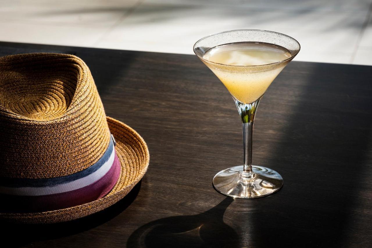 Kimpton Seafire Resort + Spa By Ihg West Bay Eksteriør bilde
